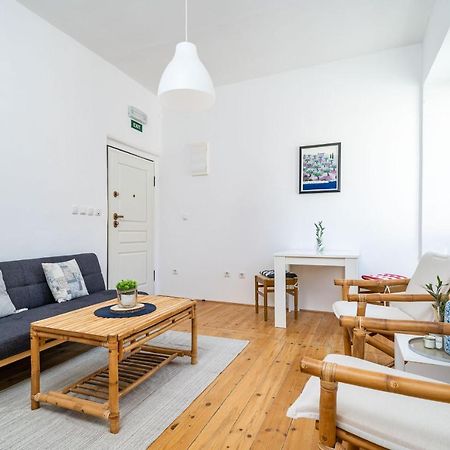 Laus Ii, Lovely Apartment In Old Town Дубровник Екстериор снимка