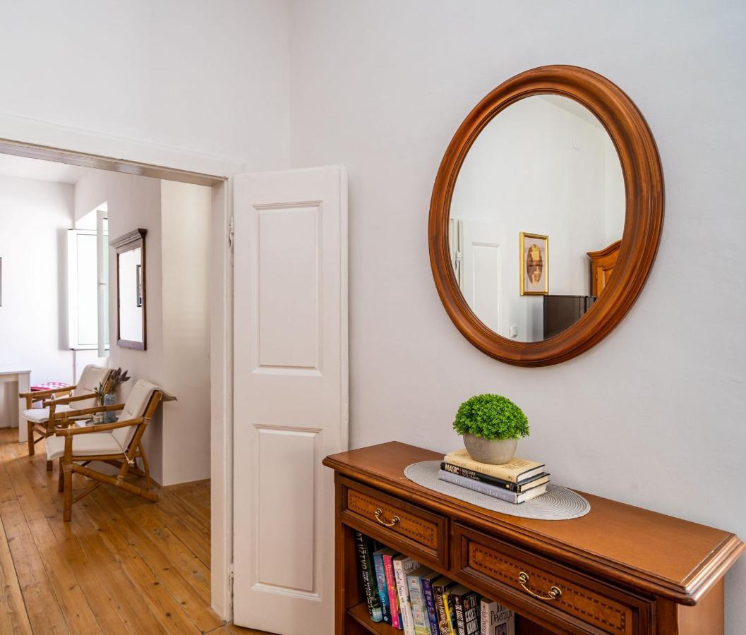 Laus Ii, Lovely Apartment In Old Town Дубровник Екстериор снимка