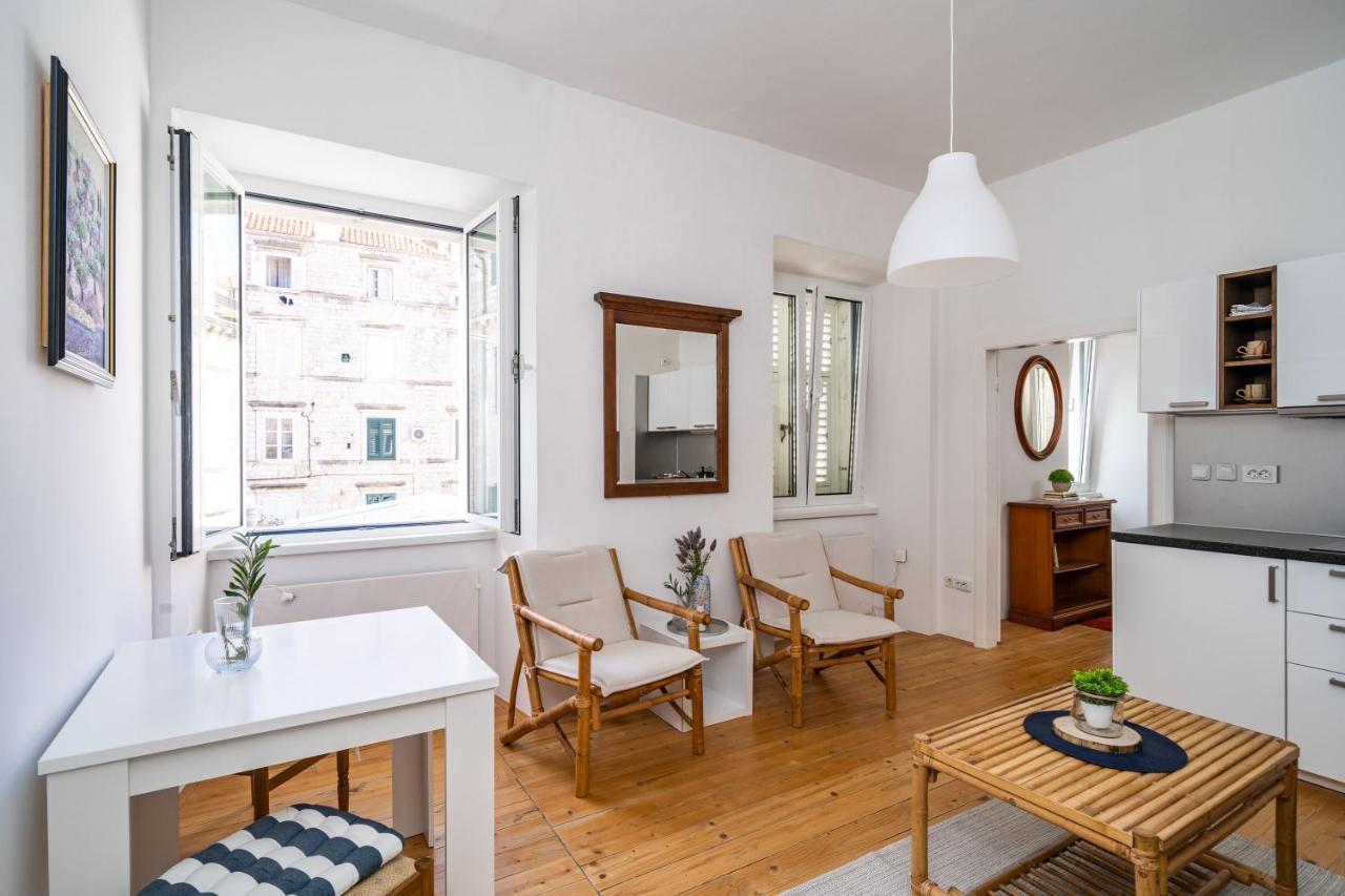 Laus Ii, Lovely Apartment In Old Town Дубровник Екстериор снимка